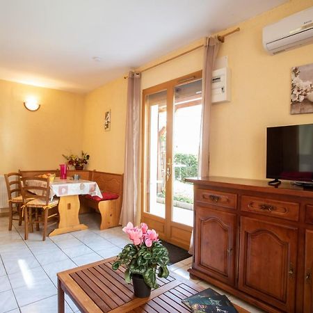 Apartamento Le Mont Guillaume - 1 Chambre Terrasse Et Jardin Saint-André-dʼEmbrun Exterior foto